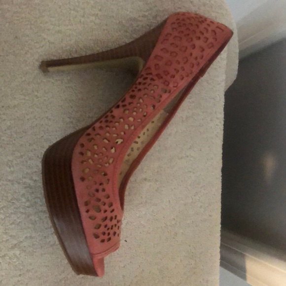 EnzoAngiolini Platform Pumps - Picture 3 of 6